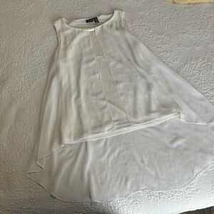 Chicos Travelers Collection White Flowy Sleeveless Tunic Elegant Size 2/L